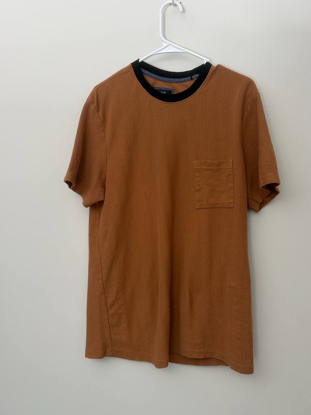 Men's Chest-Pocket Crewneck T-Shirt in Brown and black pattern